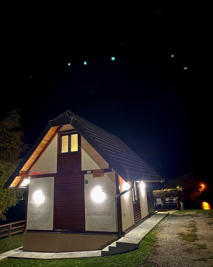 Zoranovi Konaci Villa Jevtici Exteriör bild